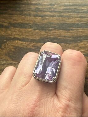 Silpada Silver Lavender Fields Size 
Large Purple Stone Ring R2001